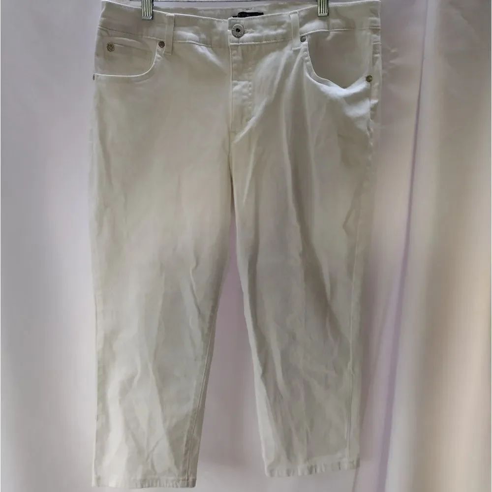 Bandolino capris